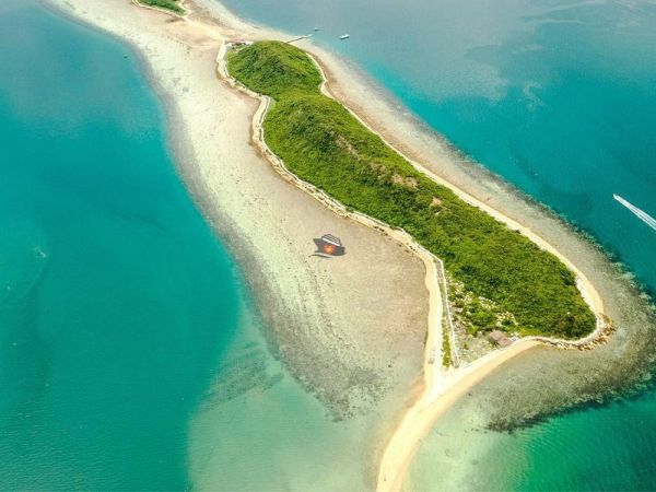 Go sea walking at Diep Son island